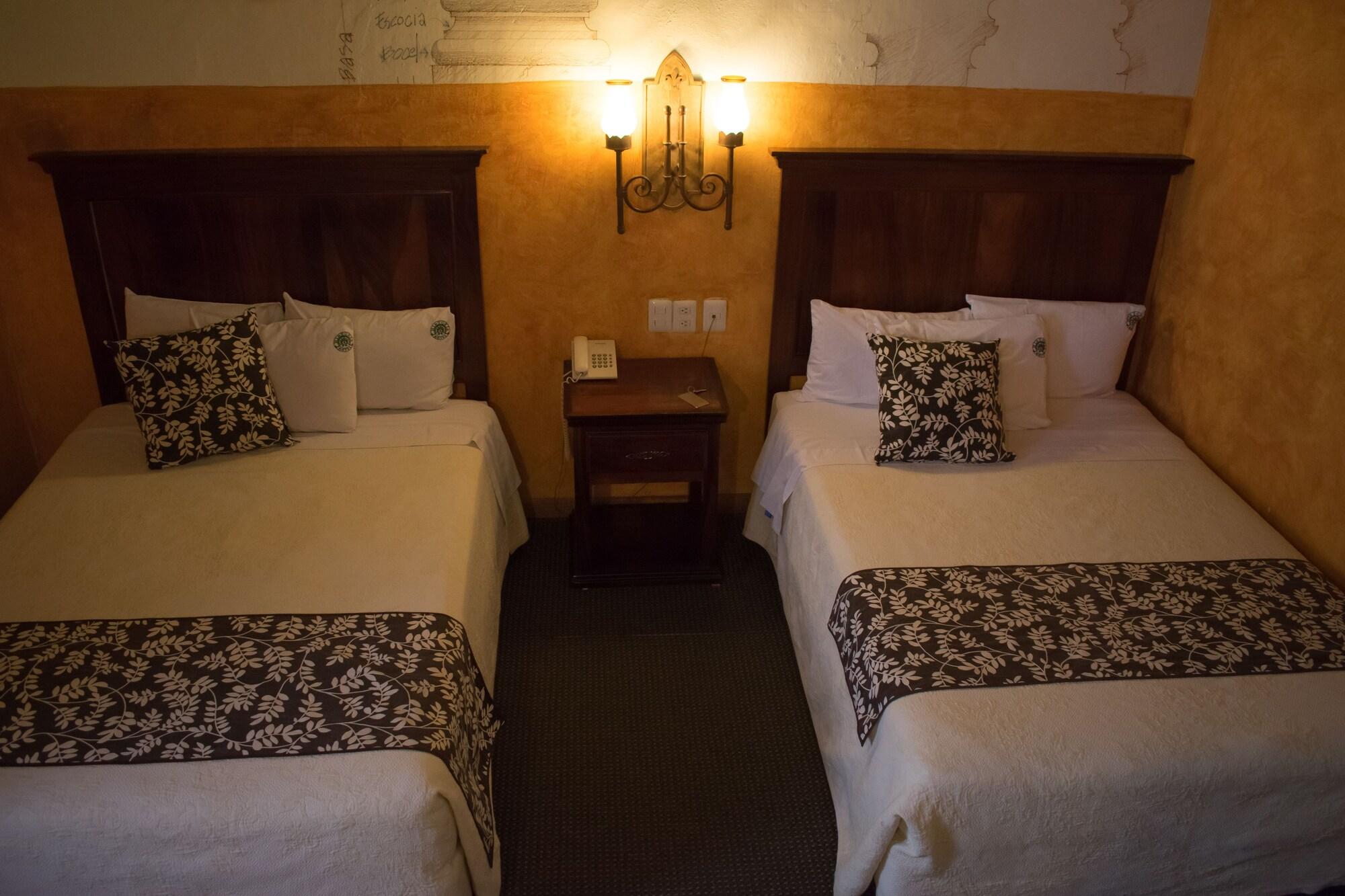 Hotel Historia モレリア エクステリア 写真